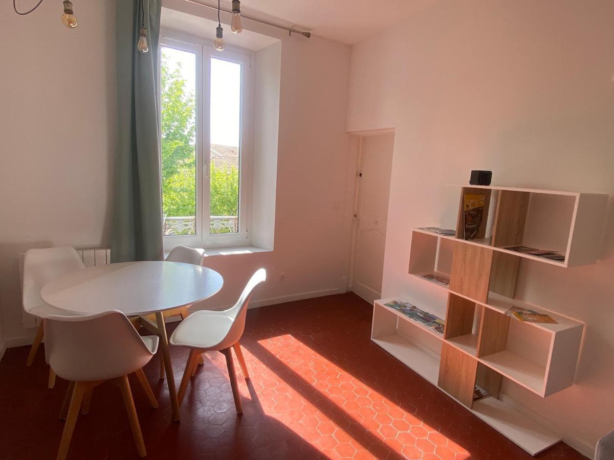 Charmant T3 Dans Le Centre Historique Apartment Manosque Luaran gambar