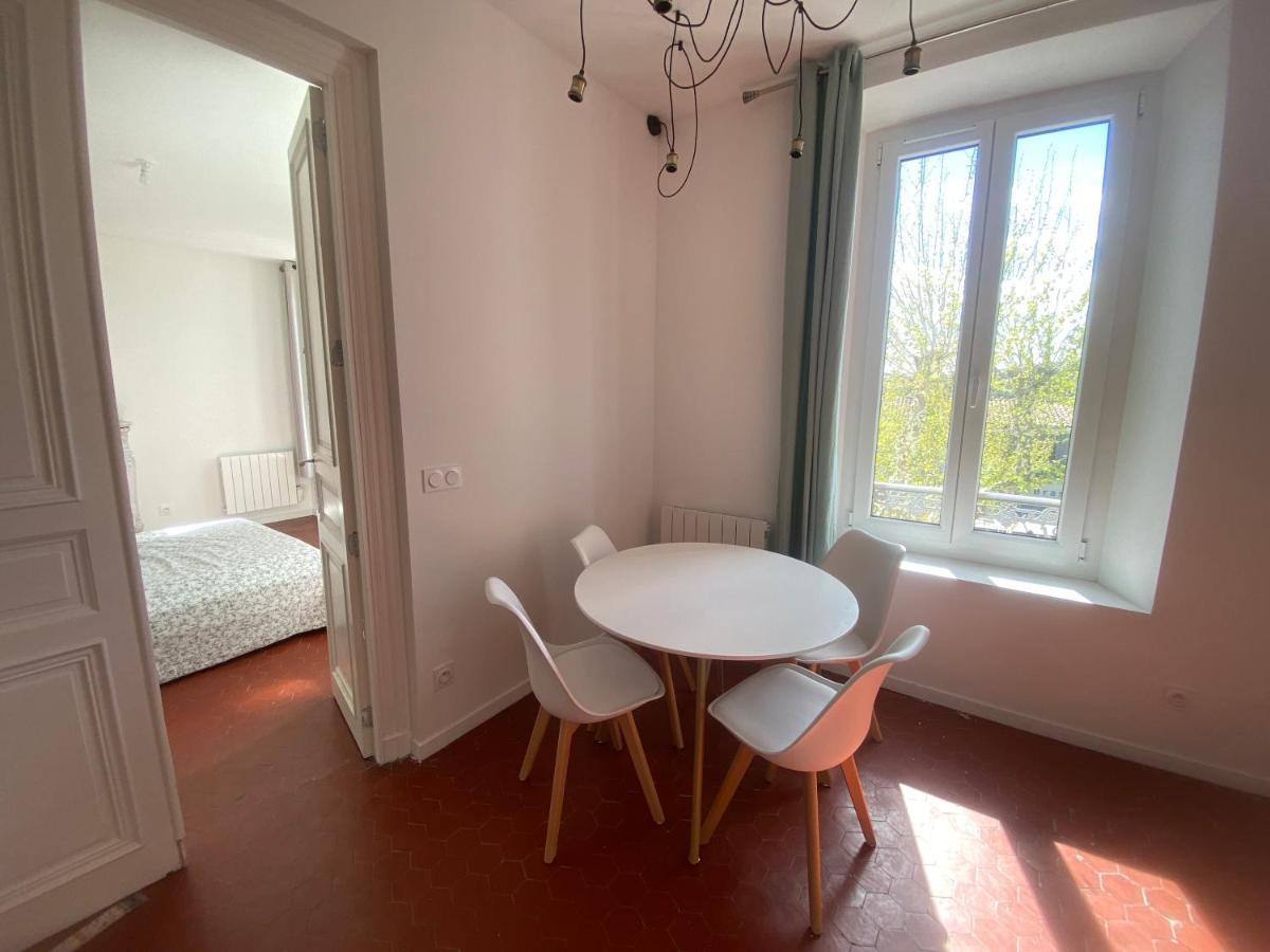 Charmant T3 Dans Le Centre Historique Apartment Manosque Luaran gambar
