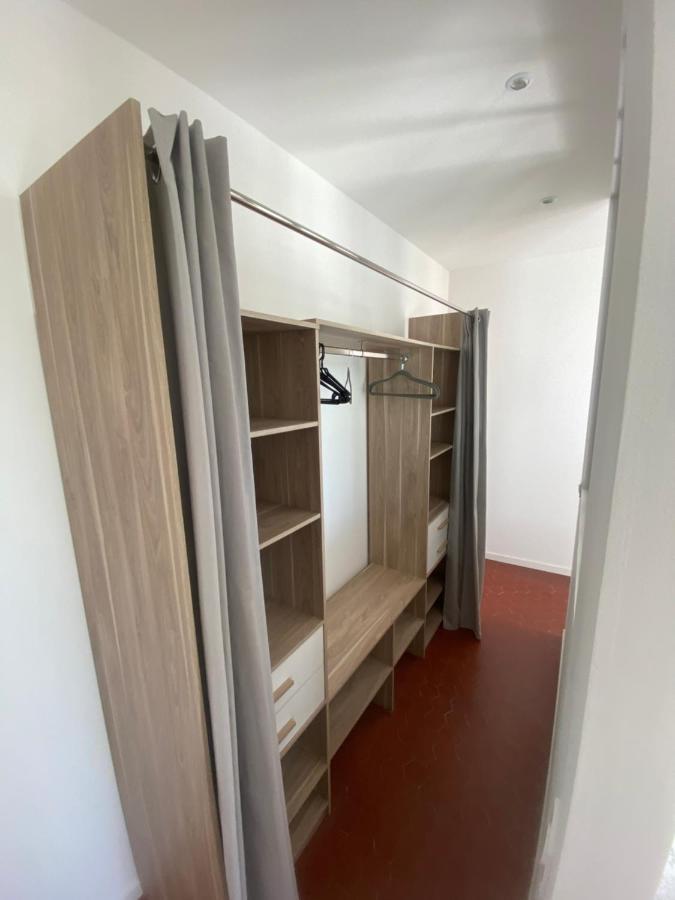 Charmant T3 Dans Le Centre Historique Apartment Manosque Luaran gambar